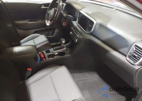 2020 Kia Sportage Lx z USA, uszkodzony, nr VIN KNDPM3AC2L7650392